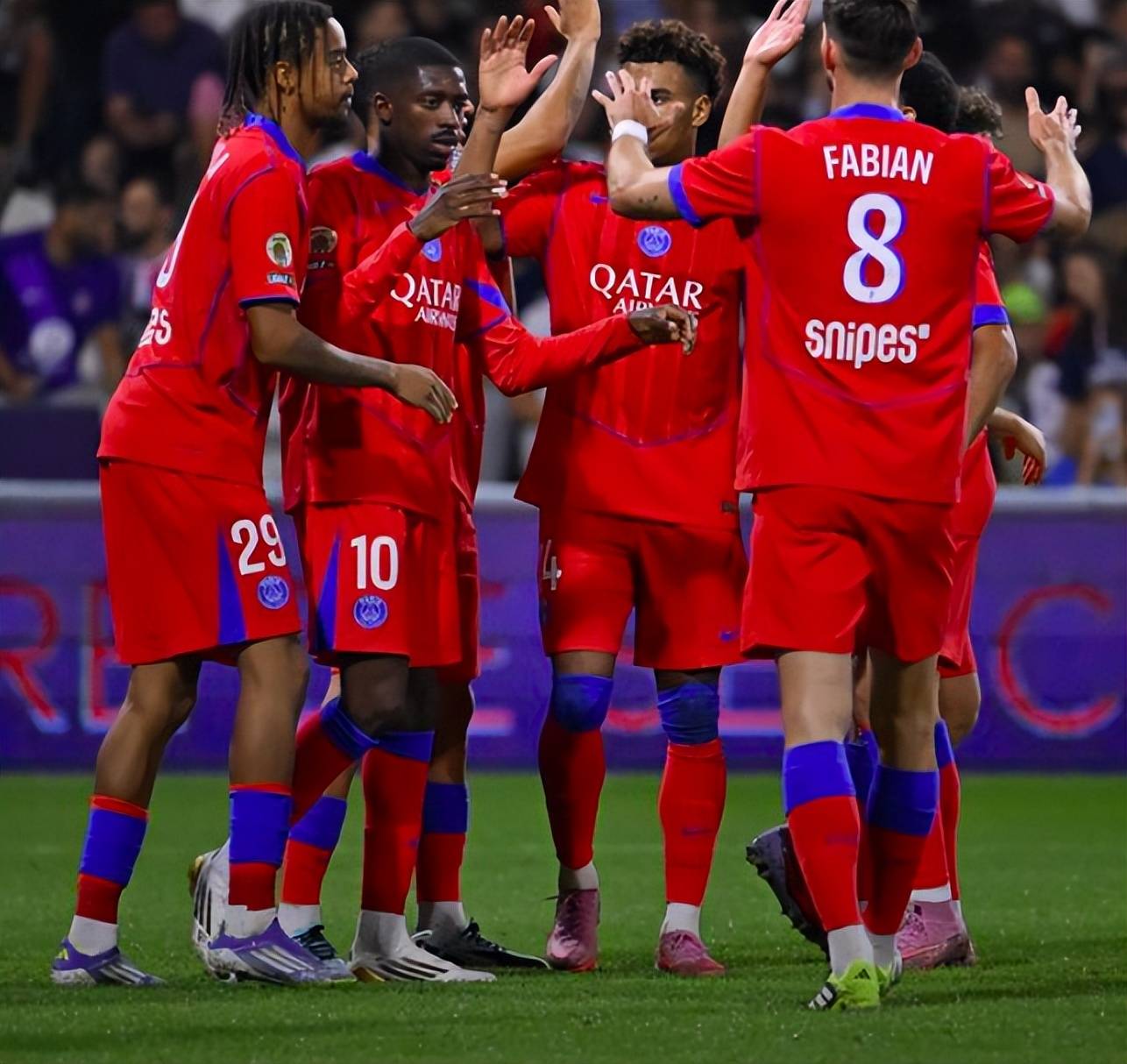 包含加时末段德国杯传出新动向,巴黎圣日耳曼扳平良机,管理层表态:更衣室稳定,赛程密集仍需轮换的词条 包含加时末段德国杯传出新动向,巴黎圣日耳曼扳平良机,管理层表态:更衣室稳定,赛程密集仍需轮换的词条