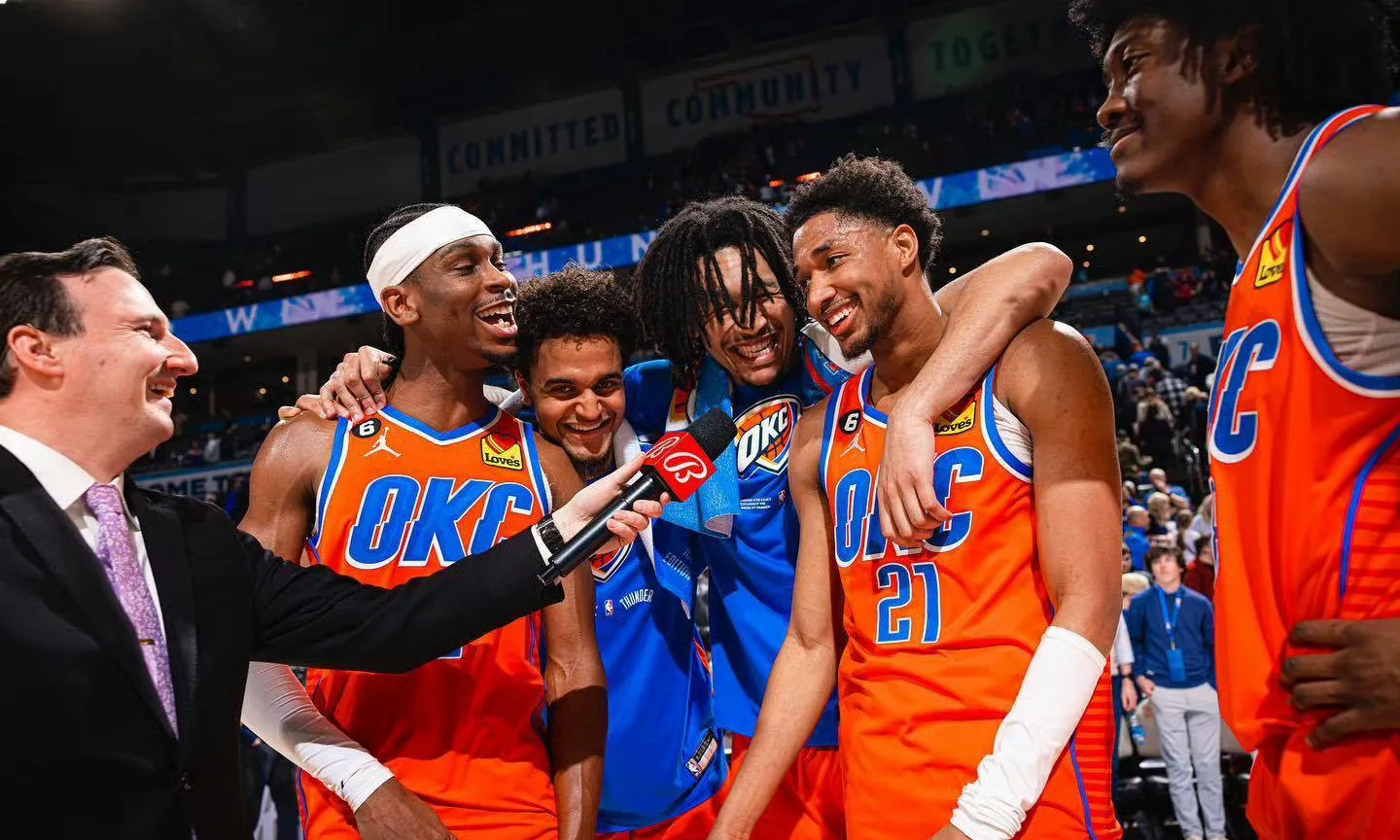 包含俄克拉荷马雷霆发布备战花絮;国际比赛日再遭质疑;中超任务艰巨;医务组通报恢复的词条 包含俄克拉荷马雷霆发布备战花絮;国际比赛日再遭质疑;中超任务艰巨;医务组通报恢复的词条